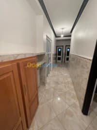 Location Appartement F4 Alger Bab ezzouar — vignette 2