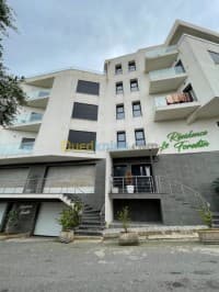 Location Appartement F3 Alger Hydra — vignette 2