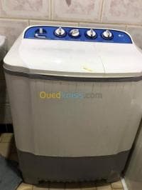 Vendre machine à laver semi automatiqu — vignette 2