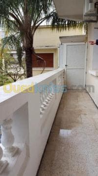 Location Appartement F3 Alger Hydra — vignette 5