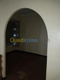 Location Appartement F8 Alger Bab el oued — vignette 5