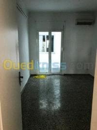 Location Appartement F4 Alger Hydra — vignette 5