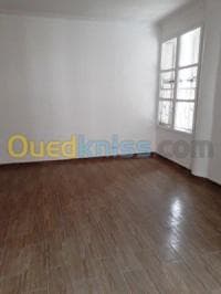 Location Appartement F4 Alger Hydra — vignette 5
