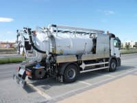 Camion hydrocureur vidangeur — vignette 2