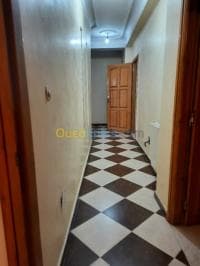 Location Niveau De Villa F4 Alger Birkhadem — vignette 4