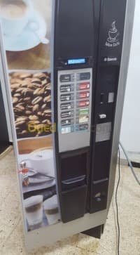 distributeur auto de cafe — vignette 2