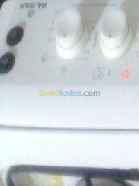 Cuisinière .. كوشة بالمروحة — vignette 3