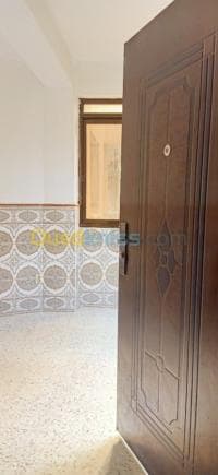Location Appartement F3 Alger Birkhadem — vignette 3
