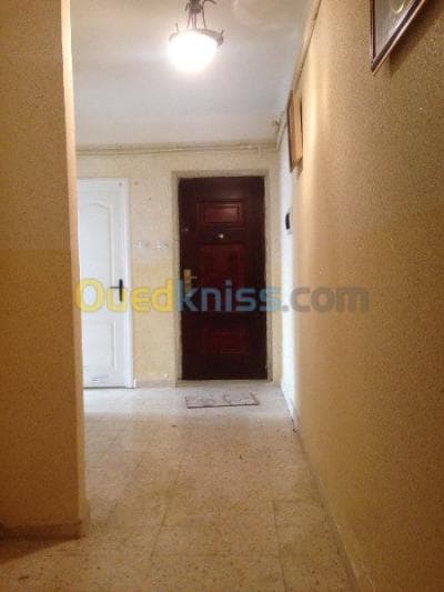 Location Appartement F3 Alger Baba hassen
