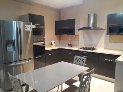 Location Appartement F4 Alger Hydra