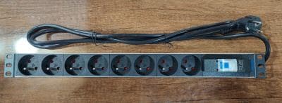 Bandeau D'Alimentation 08 Prises 19" 1U Disjoncteur