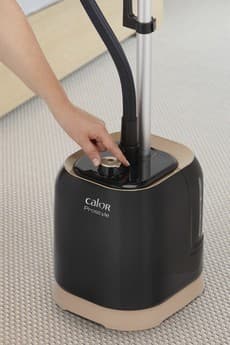 Défroisseur a vapeur