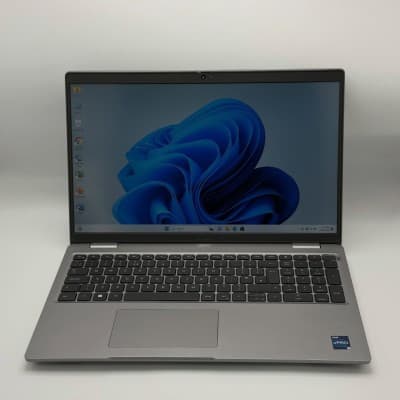 Dell Latitude 5540 / i5-1345U / 16 Go / 256 Go SSD / 15.6 FHD
