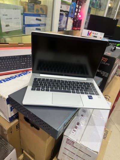 LAPTOP HP ELITBOOK 640 G9 CPU I5 12EME RAM DDR4 16G DISQUE DUR 256GB SSD ECRAN 14 POUCE