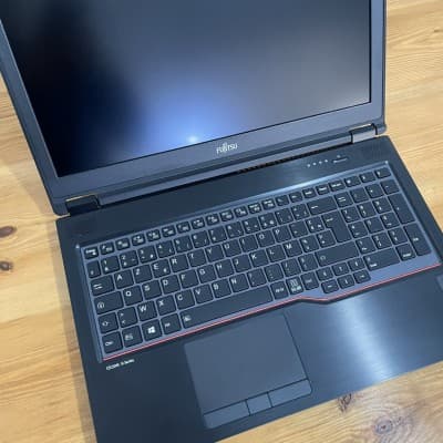 Fujitsu Celsius H7510 Workstation | i7-10850H 64Go RAM | 512Go SSD | Quadro T2000