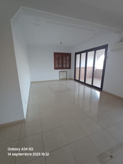 Location Appartement Niveau de villa F6 Alger Birkhadem