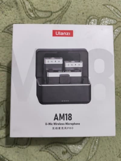 Ulanzi M18 Wireless Microphone . YouTube / TikTok