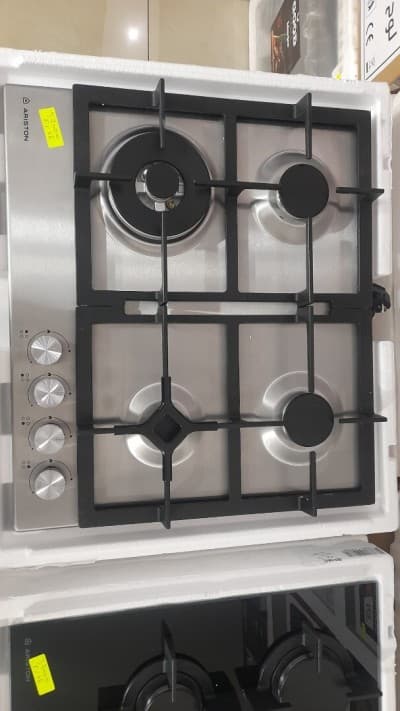 Promotion plaque de cuisson ariston 4 feux inox