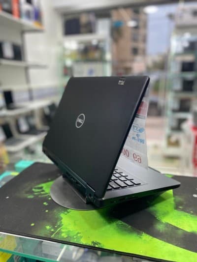 PC PORTABLE DELL RYZEN 7 SERIE 2700U 16GO RAM 512SSD (EQUIVALENT I7 8EME)
