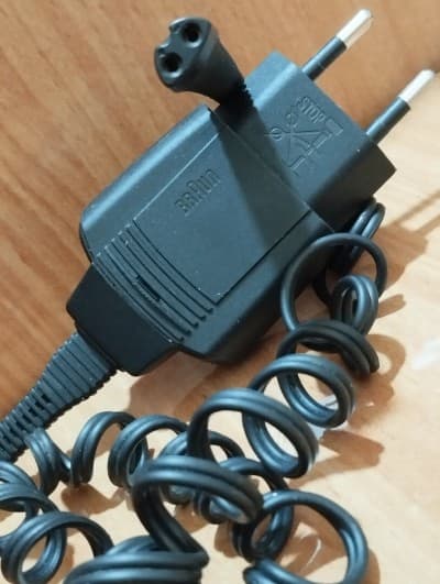 Chargeur original rasoir Braun