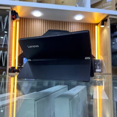 LENOVO MIX 720 I7 7EME 16GB/256GB ECRAN 12P 3K