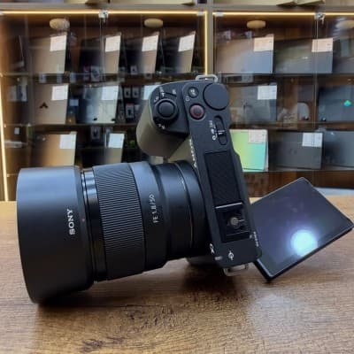 Sony ZV-E10 Mark II boîtier nu en excellent etat comme neuf