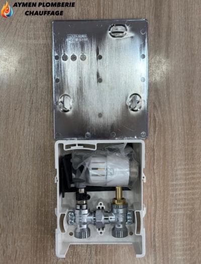 BOITIER KIT THERMOSTATIQUE POUR RÉGLAGE TEMP AMBIANTE MAL 15/21 TM