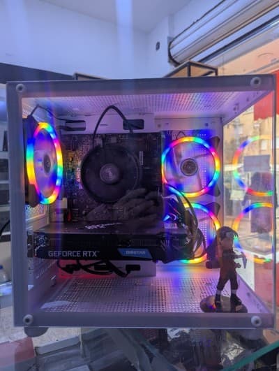 CONFIG PC GAMER RYZEN 5 5600X / Colorful b 450mt / 16 GB RAM