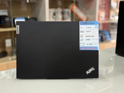 Lenovo Thinkpad E16 i5-1335U/256G SSD/16G RAM /empreintes/AZERTY /Win11Pro / 16" FHD