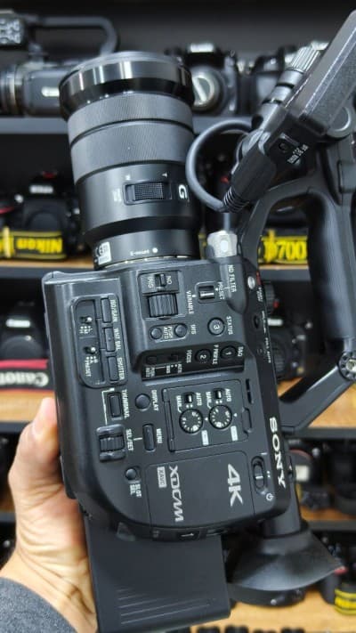Sony PXW FS5 avec 18-105 bon état