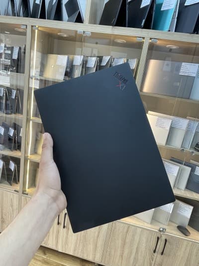 Lenovo Thinkpad X1 Carbon Gen 10 i7-1255U 16gb 512ssd