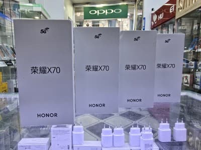 Honor x70 5G x9d 128GB/8GB batterie 83000
