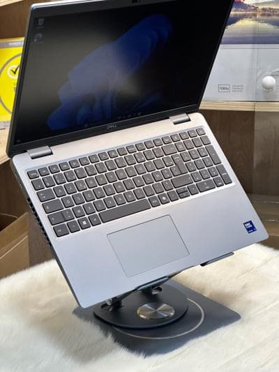 DELL LATITUDE 5550 INTEL CORE ULTRA 5 135U 16GO 256GO SSD