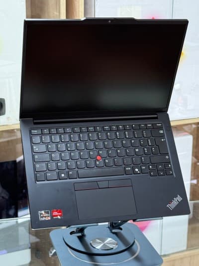 LENOVO THINKPAD E14 GEN 6 AMD RYZEN 5 7535U 16GO 512GO SSD NVME