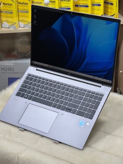 HP ZBOOK FURY 16 G10 I7 VPRO 1365U 32GO 1To SSD NVIDIA RTX A500 4GO GDDR6