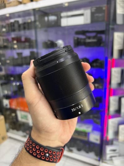 Nikon NIKKOR Z 35mm f/1.8 S Objectif Standard FX lumineux pour appareil hybride Z