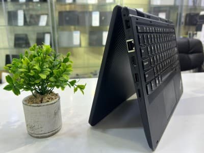 LENOVO THINKPAD Yoga 11e Celeron N4120 04GB 128GB SSD
