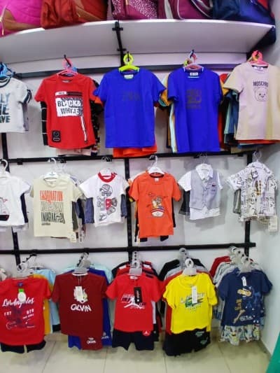 Liquidation totale vêtements pour Garçons