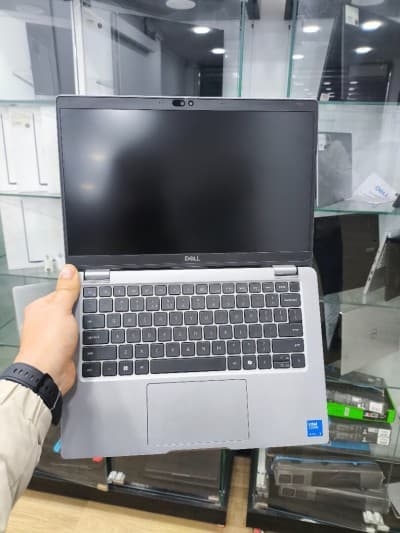 DELL LATITUDE 5330 i5 1235U/16G DDR4 3200MHZ/256G SSD NVME/13.3 FHD