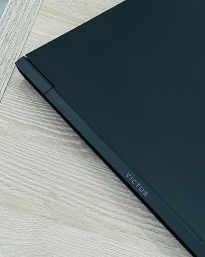 HP victus 15