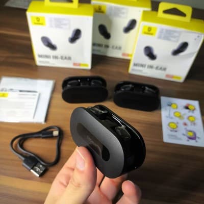 Airpods Baseus EZ10 original سماعات أصلية