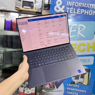DELL XPS 15 9530 i9 13900H 64/1Tb 15p 4K tactile RTX 4070