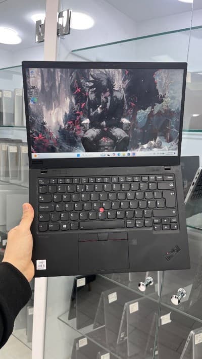 LENOVO THINKPAD X1 CARBON I5-10TH 16RAM 512 SSD 14'' FHD BATTERIE +4 HEURES UHD GRAPHICS