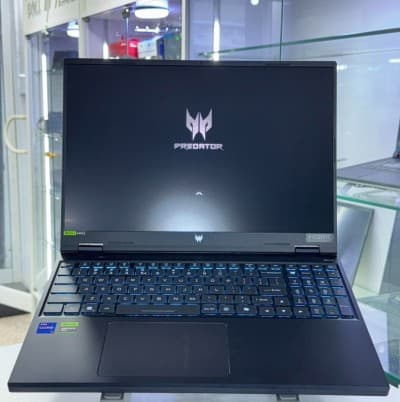 Laptop Gaming ACER PREDATOR(2024)Intel I9-14900HX/1tb SSD/NVIDIA RTX 4060 (8GB) /16 POUCES 165HZ 2K