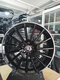 Jantes en alliage Skoda Fabia Monte-Carlo par 17