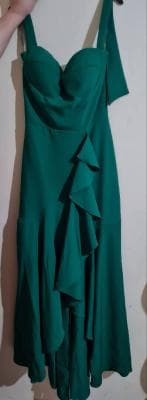 Une robe soirée à vendre