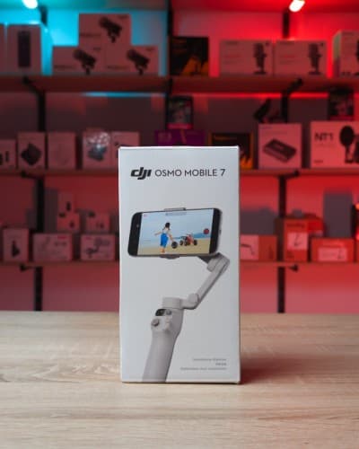 Dji Osmo Mobile 7 - Stabilisateur smartphone à 3 axes ( NOUVEAU )