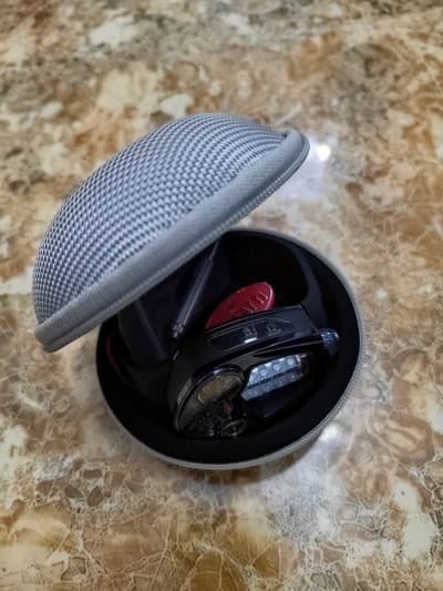 La montre jacob & co bugatti tourbillon all saphir titanium swiss made