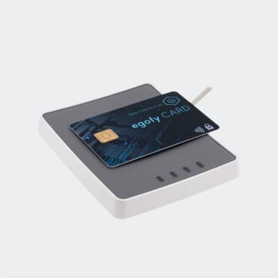 Lecteur de carte pour APC