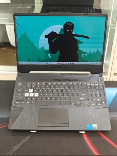 ASUS TUF F15 INTEL CORE I7 11800H 16GB 512GB SSD NVME 15,6 FULLHD IPS 144hz NVIDIA RTX 3060 6GB